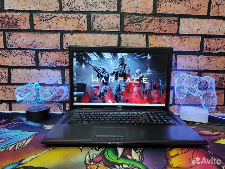 Игровой MSI 17'3 i7 GTX 16GB озу SSD