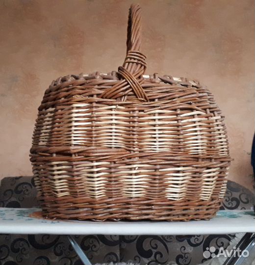 Корзины плетеные из ивы