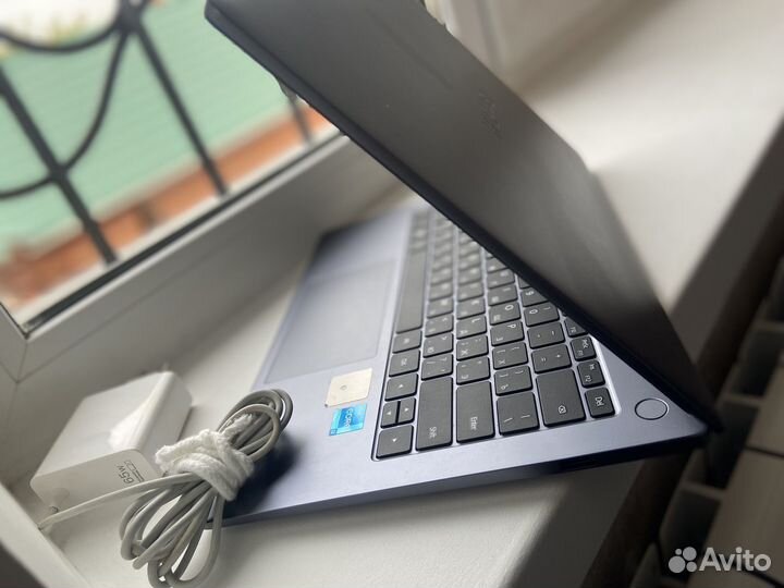 Ноутбук huawei matebook d 14