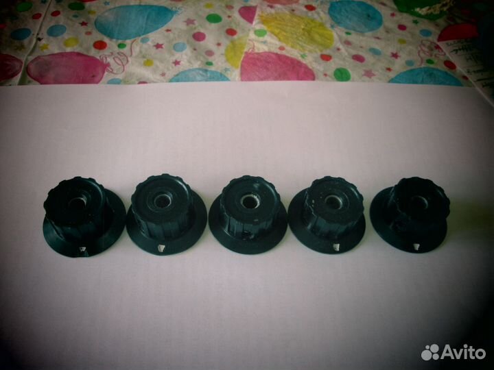 Ручки для электронной аппаратуры