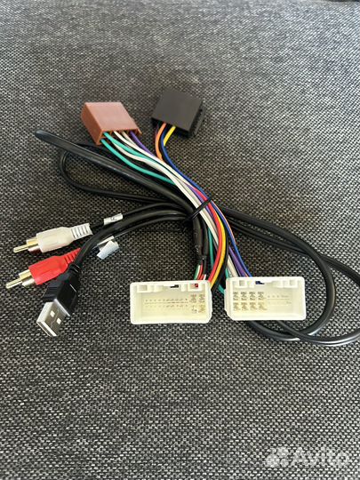 Переходник HY-03A магнитолы Kia/Hyundai с Aux+Usb