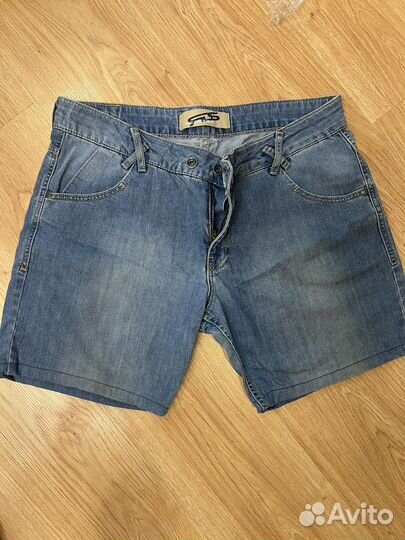 Шорты женские