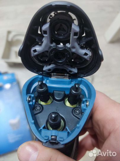 Продам электробритву Philips S3134/51