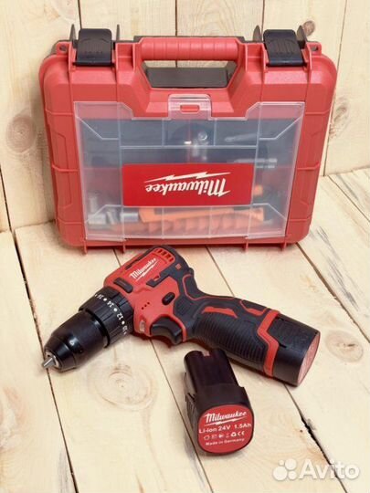 Шуруповерт Milwaukee 18v