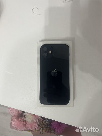 iPhone 12, 64 ГБ