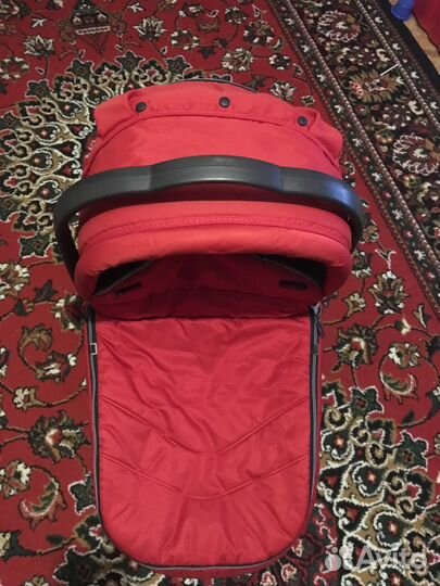 Коляска Peg Perego GT 3, люлька и прогулочные блок