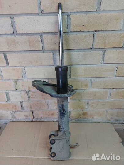 Стойки амортизатора на toyota highlander