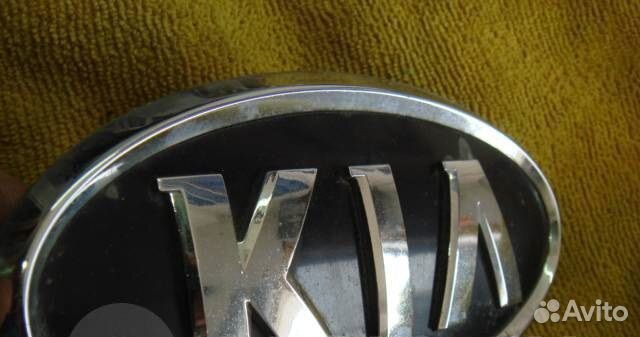 Киа Спортейдж Эмблема решетки радиатора 2010-14