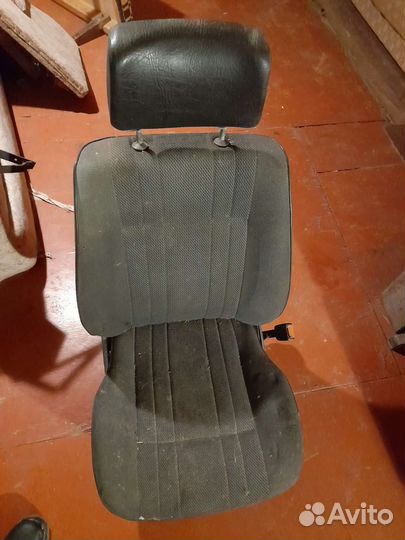 Сиденье нива правое