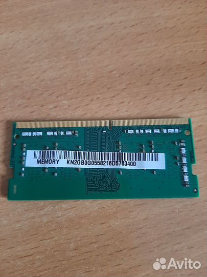 Оперативка Sk hynix 2gb 1rx16 pc4-2400t-sco-11