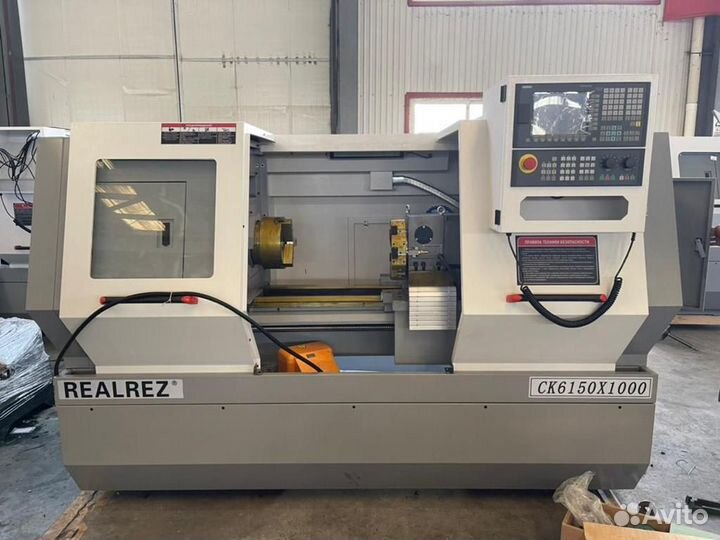 Токарный станок с чпу