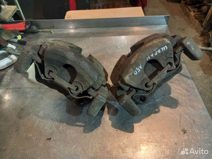 Передние суппорты VW Sharan