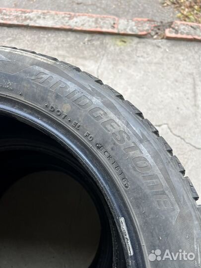 Bridgestone Blizzak DM-V2 235/55 R19