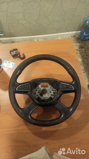 Мультируль кожаный Skoda Octavia A7