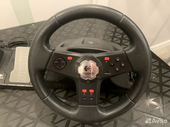 Игровой руль Logitech Formula Vibration