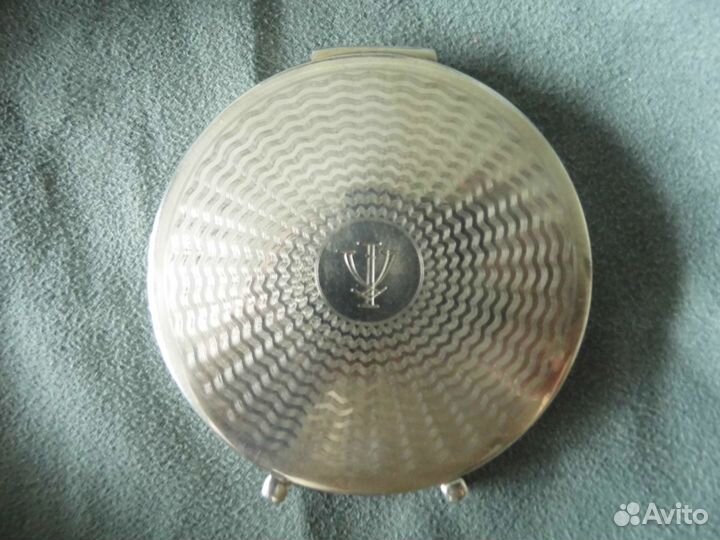 Серебряное зеркальце