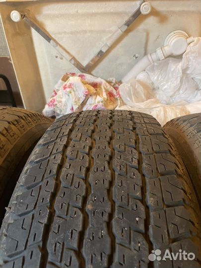 Bridgestone Dueler H/T 265/65 R17 112S