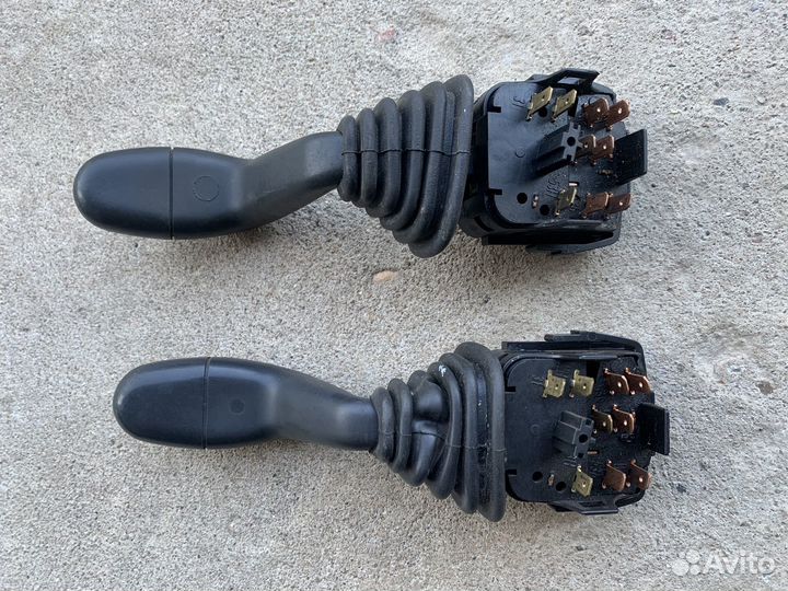 Переключатель стеклоочистителей Skoda Felicia 1