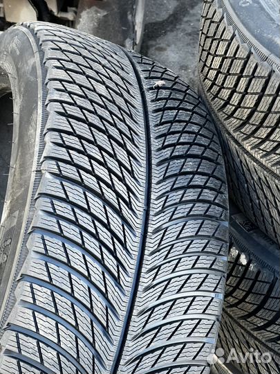 Michelin Pilot Alpin 5 SUV 285/40 R23 111V