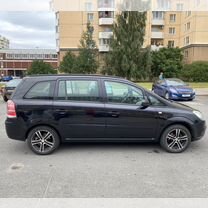 Opel Zafira 1.8 MT, 2008, 210 000 км, с пробегом, цена 619 000 руб.