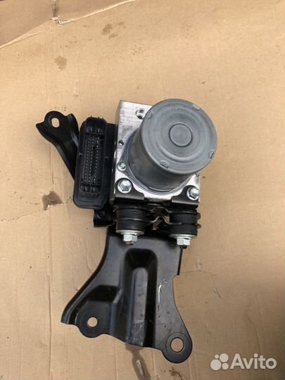 Блок ABC Toyota Corolla XII E210