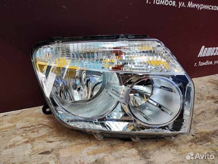 Фара передняя правая Renault Duster