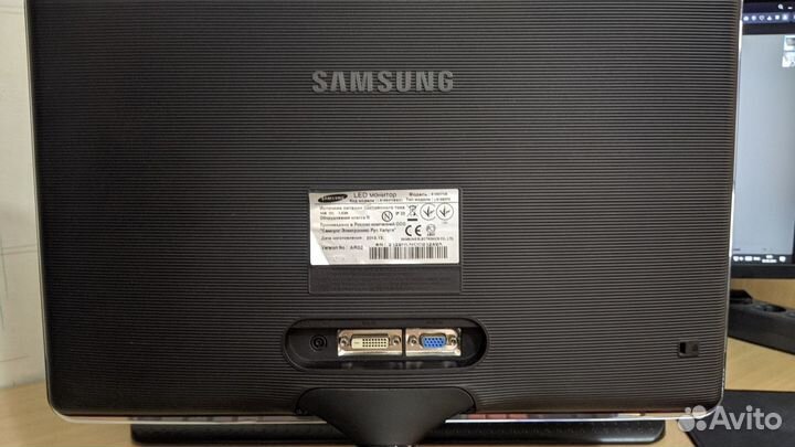 Монитор Samsung S19B370B