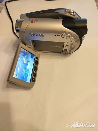 Видеокамера Canon DC19