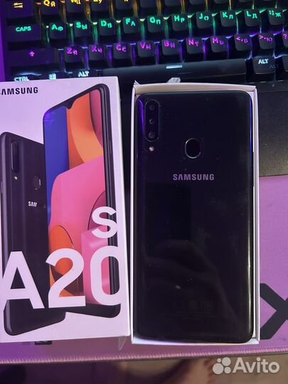 Samsung Galaxy A20s, 3/32 ГБ