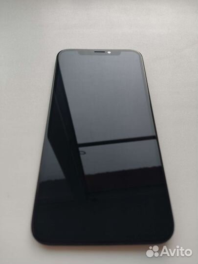 Экран на iPhone XS