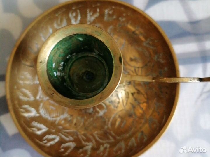 Старинный подсвечник