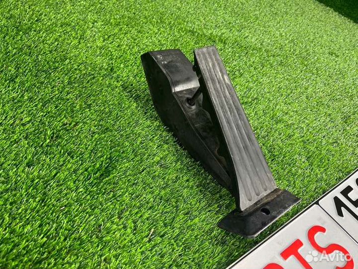 Педаль газа Bmw 1 E87 N45B16 2005