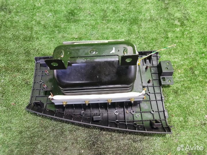 Подушка безопасности в торпедо Chevrolet Spark M2