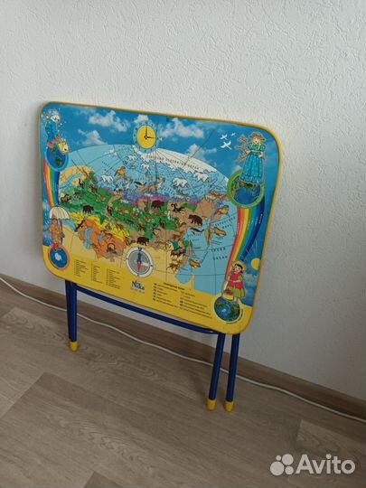 Детский столик