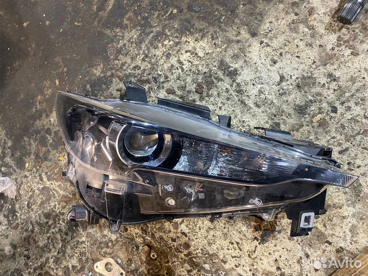 Фара правая Mazda CX-5 KF 2019-2022