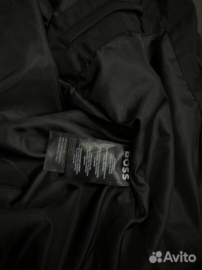 Лёгкая куртка boss все размеры