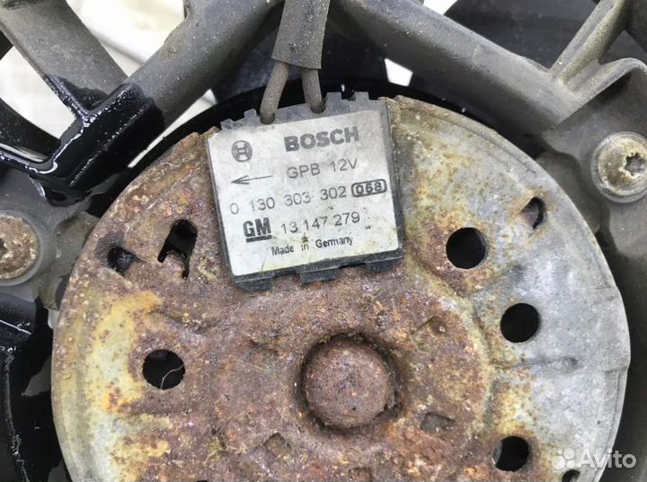 Вентилятор радиатора Opel Astra H 1.7 cdti 2006