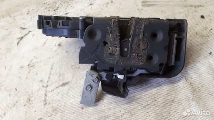 Замки дверей и багажника Ford Mondeo