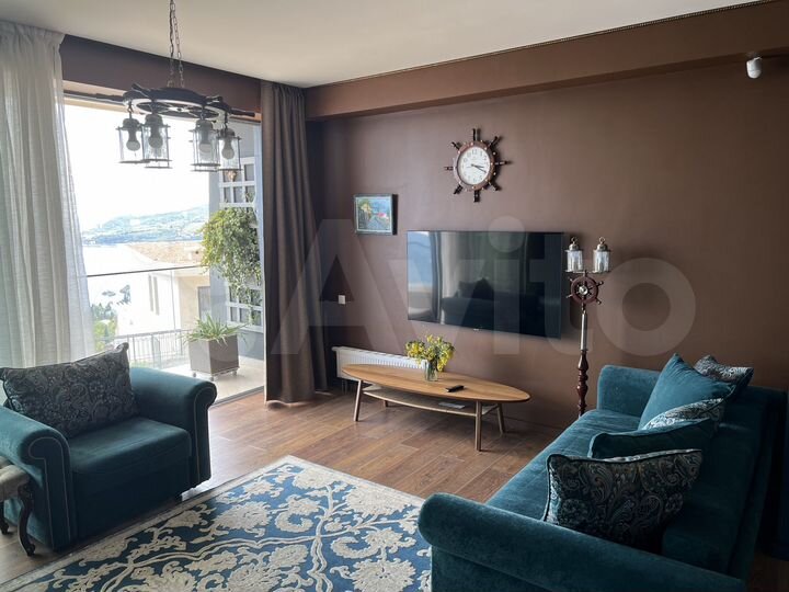 1-к. квартира, 50 м², 1/12 эт.