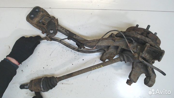 Ступица (кулак, цапфа) Subaru Legacy (B12), 2000