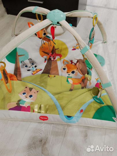 Развивающий коврик tiny love сказочный лес