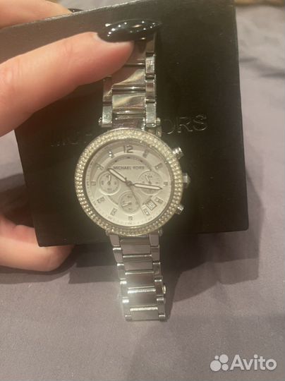 Michael kors часы