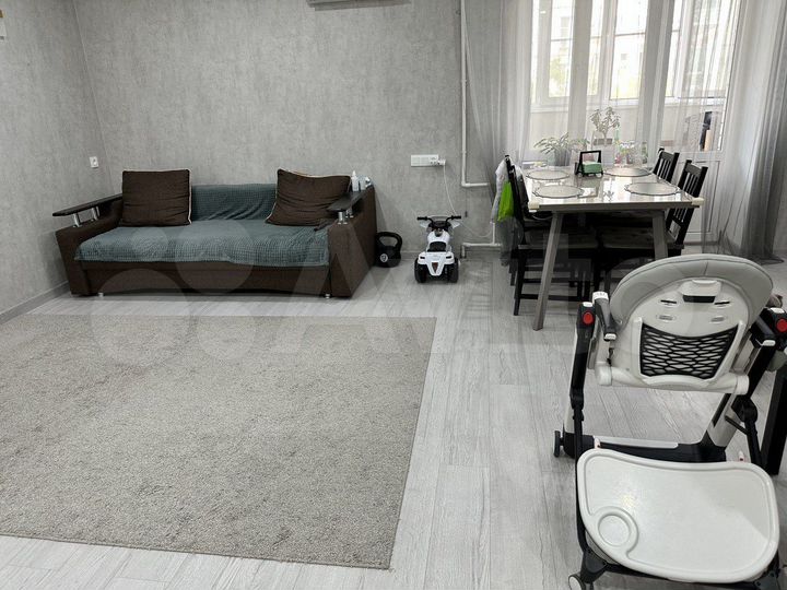 3-к. квартира, 70 м², 3/10 эт.