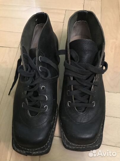 Продам лыжи беговые производство СССР