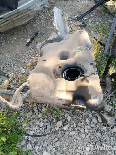 Топливный бак Renault Logan K7J 2009