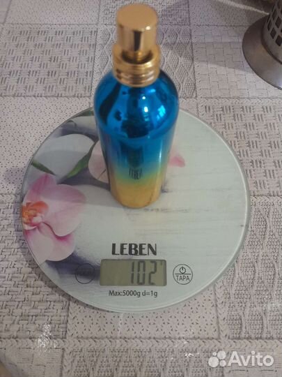 Montal tropical wood