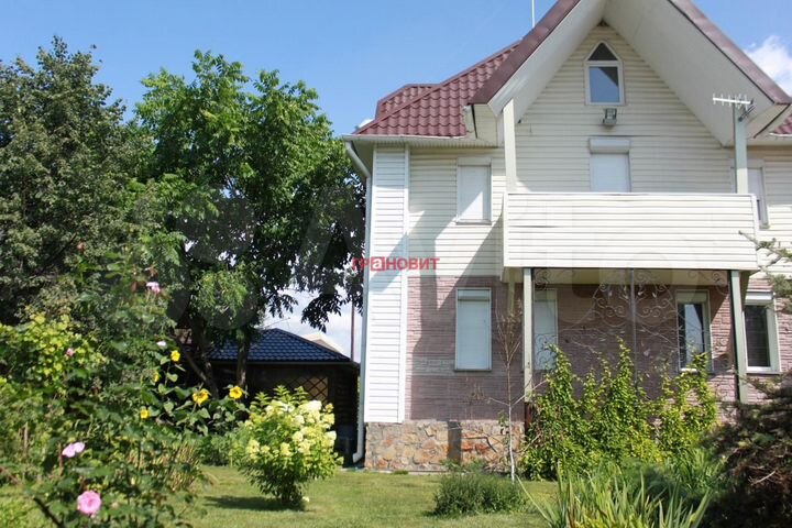 Дом 300 м² на участке 15 сот.