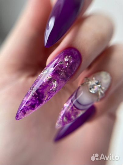 Маникюр с покрытием гель-лаком