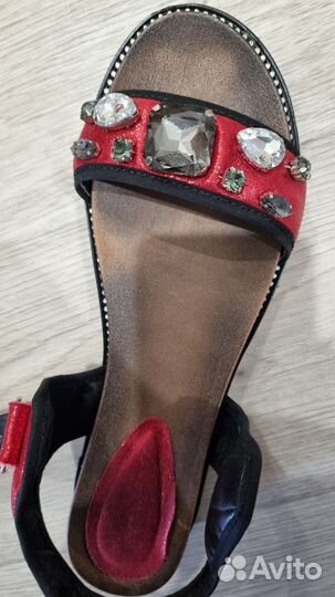 Босоножки женские 39 размер