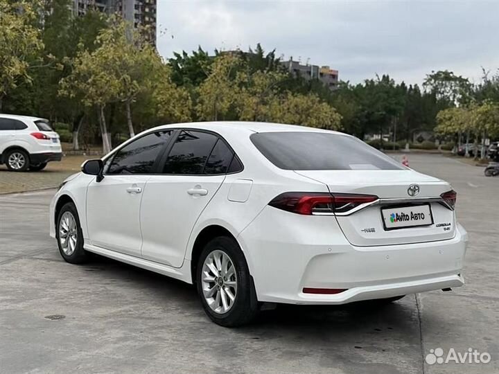 Toyota Corolla 1.2 CVT, 2021, 36 000 км